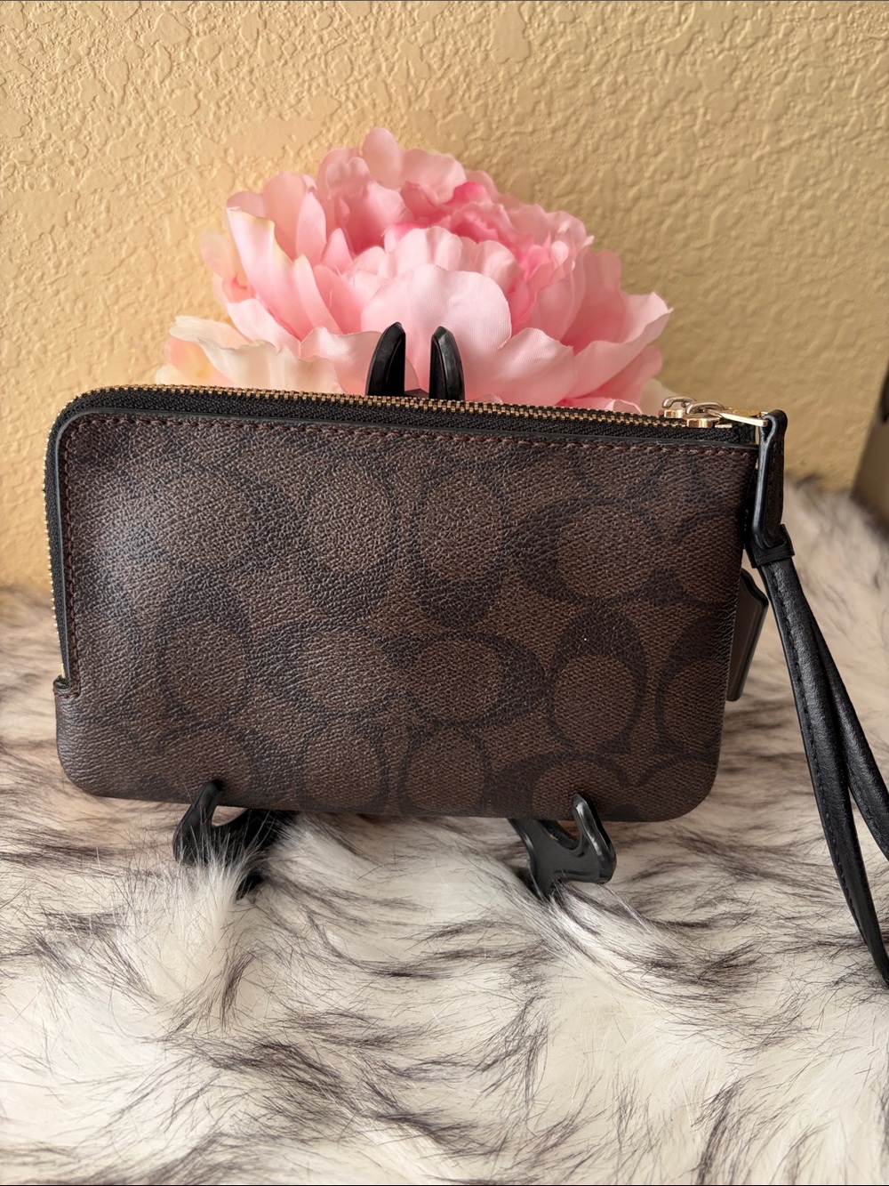 Coach two tone leather double zip wristlet wallet ivory and signature brown EUC - Picture 4 of 11